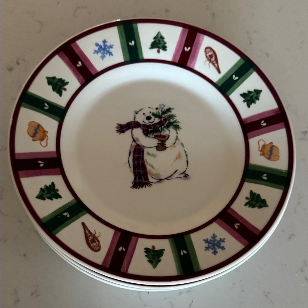 Pfaltzgraff Holiday Dinnerware Set - Snow Bear Collection, 8” Salad Plates